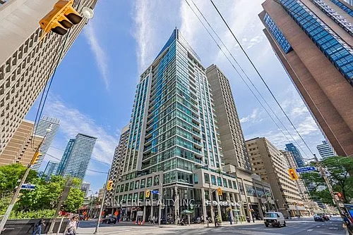 1121 Bay St #1701 Photo 1