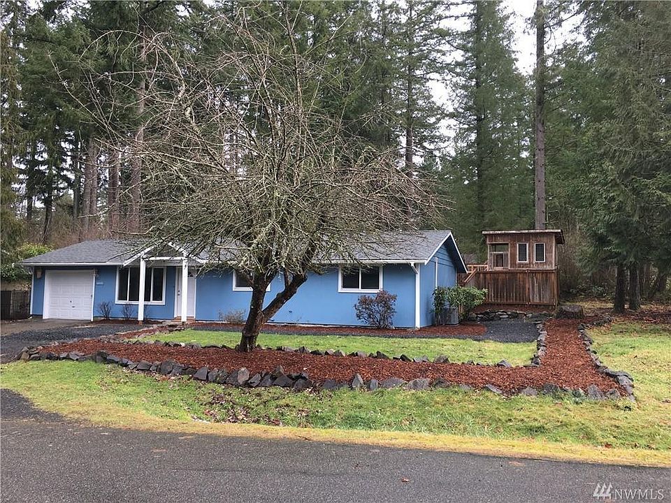 1st image of 8448 Kittiwake St SE