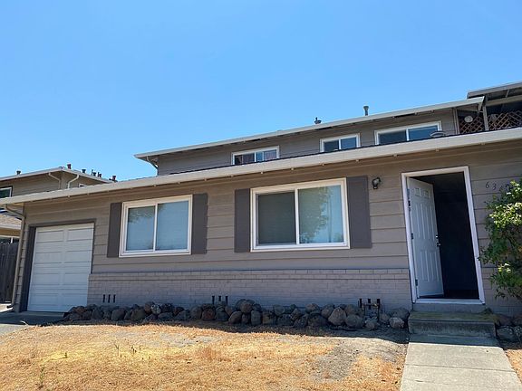 2nd image of 634 Arbutus Ave #1
