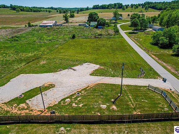 5th image of 774 Copelin Valley Rd