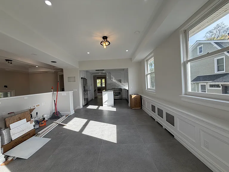 Sherwood Ave — Photo 3
