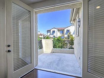 balcony off great room