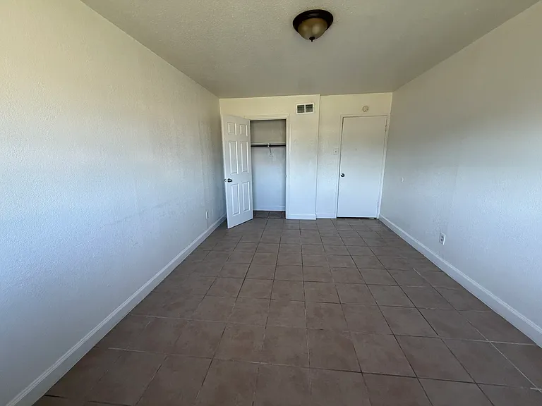 626 Edgedale Dr — Photo 29