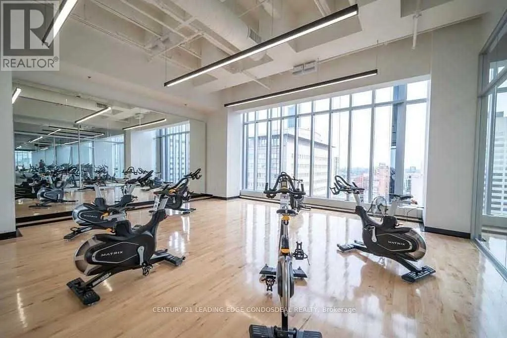 2 bed, $3,200 — Photo 2