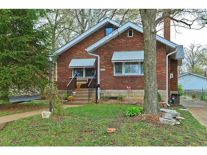 2472 Brown Rd photo 1