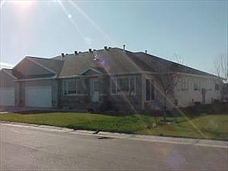 1st image of 1733 Evergreen Way