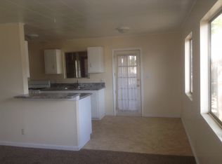 10619 Oracale Rd, Lucerne Valley, CA 92356