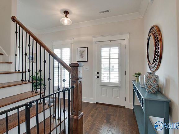 4th image of 14 Notting Hill Pl SE