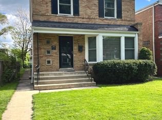 2905 W Chase Ave, Chicago, IL 60645