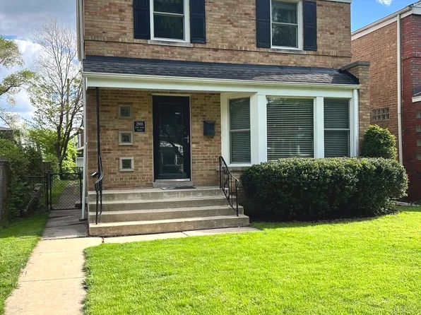 2905 W Chase Ave, Chicago, IL 60645