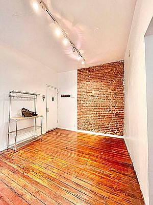 2nd image of 41 E 7th St APT 11
