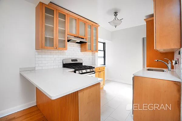 Rented by (Legacy) Elegran | media 17