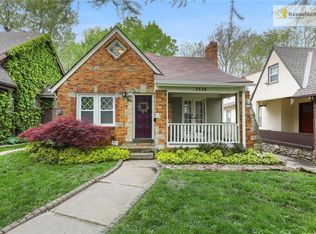 7116 Grand Ave, Kansas City, MO 64114