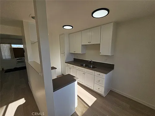 554 E Hurst St #2 Photo 1