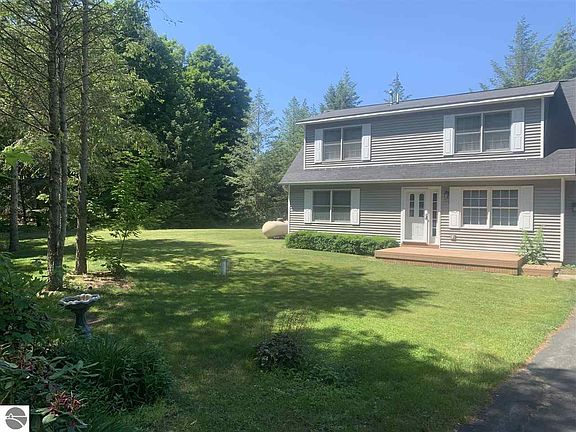 5th image of 18922 Whisperwood Ct