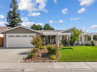 225 Emerald Oak Dr, Galt, CA 95632