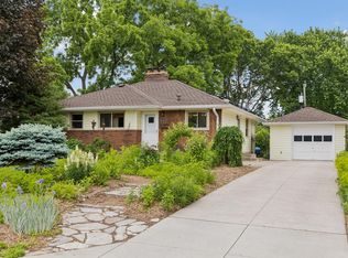 629 5th Ave S, Hopkins, MN 55343
