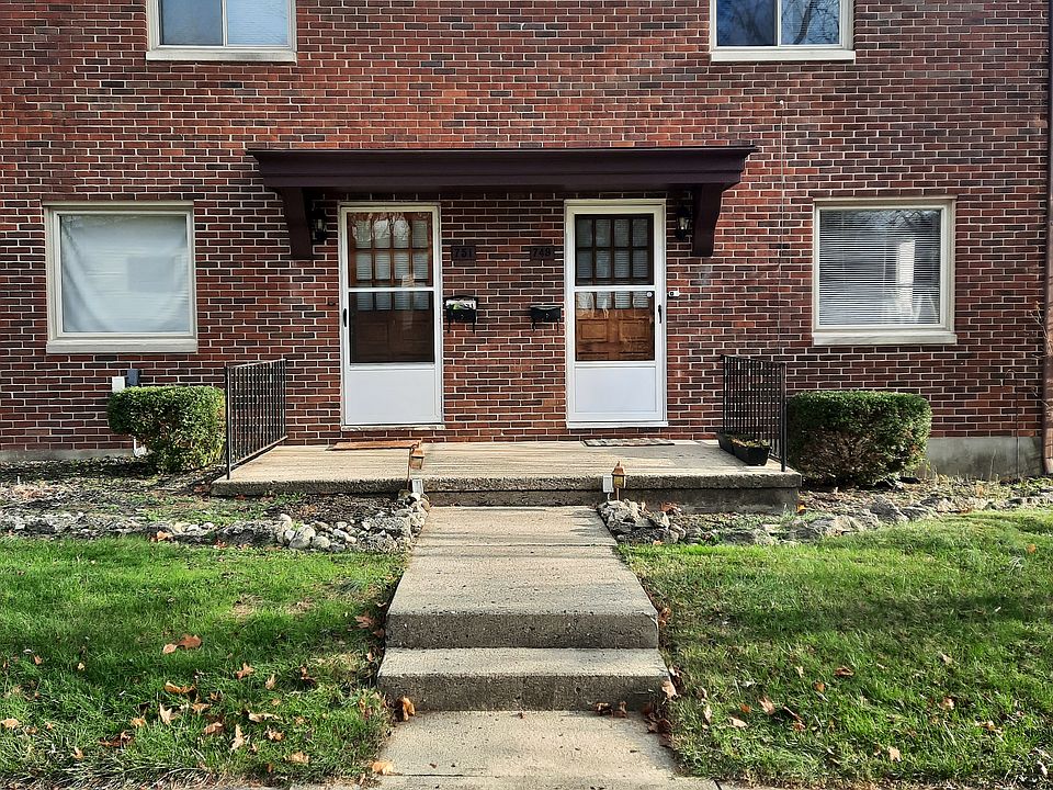 1st image of 751 Johnston Dr