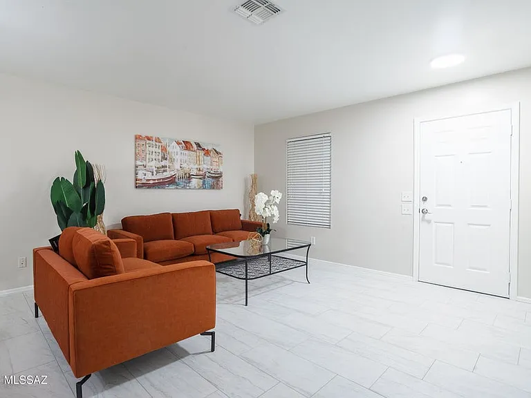 9267 N Red Diamond Ave — Photo 18