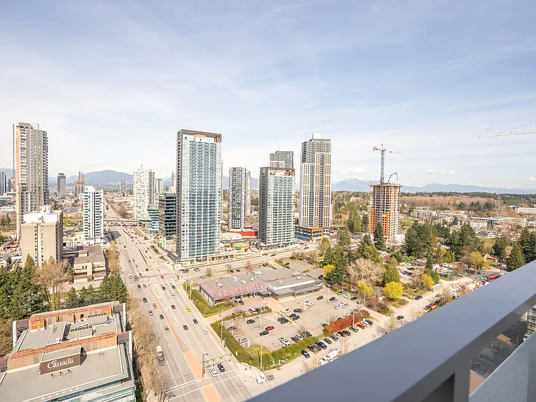 9675 King George Blvd #2707 — Photo 4