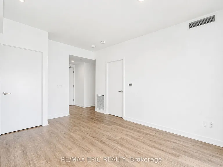 1100 Sheppard Ave W #928 — Photo 10