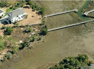 1956 Shields Ln, Mount Pleasant, SC 29466