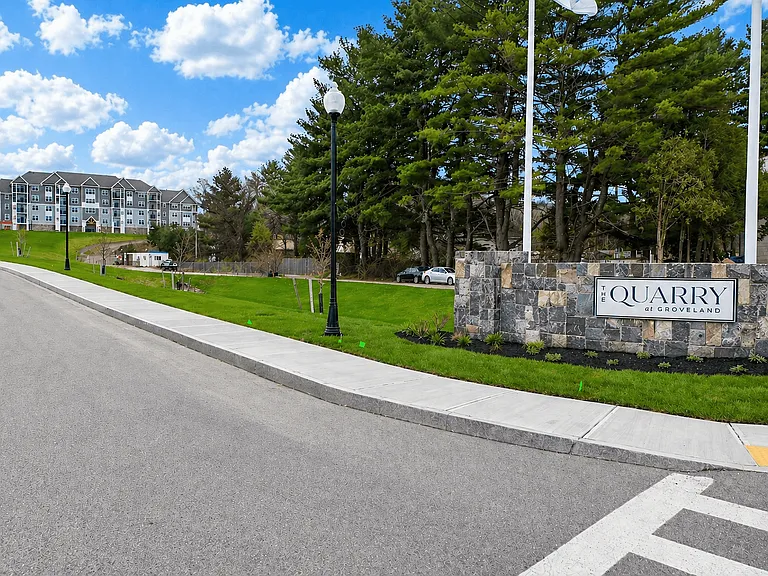 The Quarry at Groveland — Photo 18