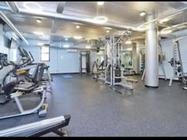 1237 Avenue Z image 2 of 10