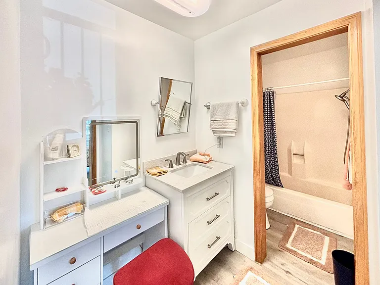 550 Ebbtide Cir — Photo 12