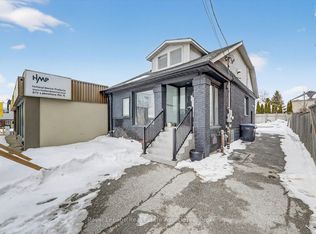 881 Lakeshore Rd E, Mississauga, ON L5E1E2