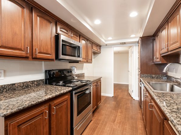 10390 Wilshire Blvd APT 415