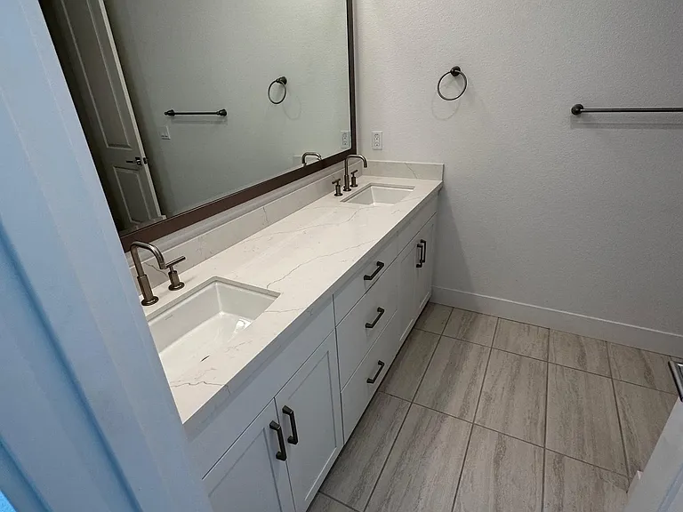 15118 Shore Dr — Photo 16