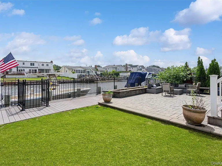 29 Seabreeze Rd — Photo 31