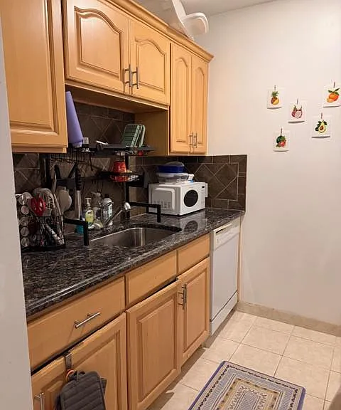 425 Shore Rd #3A — Photo 8