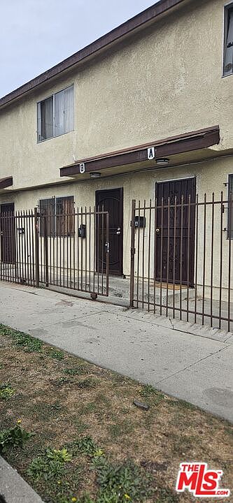 2nd image of 201 E 87th Pl