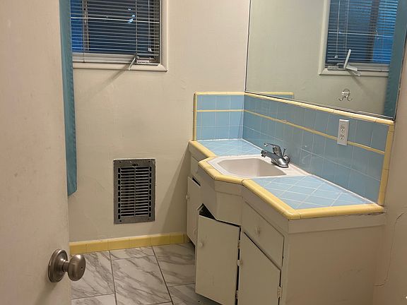 5th image of 9430 Charleville Blvd APT 6