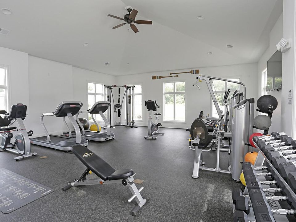 1st image of 41 Allegheny Ave APT 208