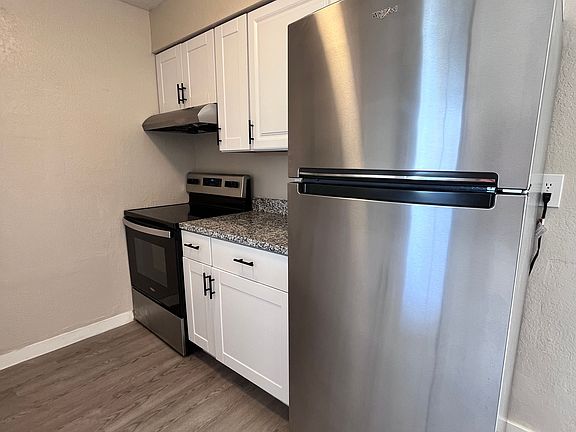 4th image of 3706 E Fairmount St Unit G