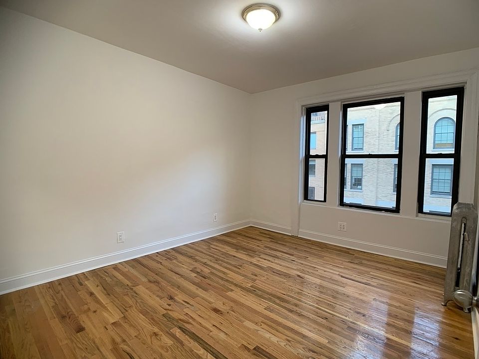 1st image of 174 W 89th St #4AW