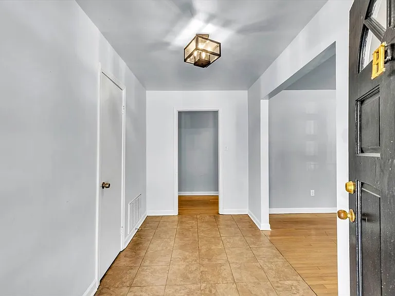 317 Kensington Dr — Photo 28