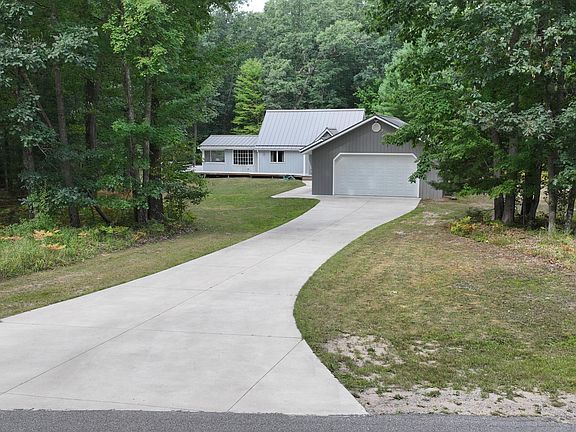 2nd image of 7261 N Bass Lake Rd
