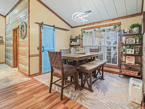 4th image of 1427 Half Penny Loop