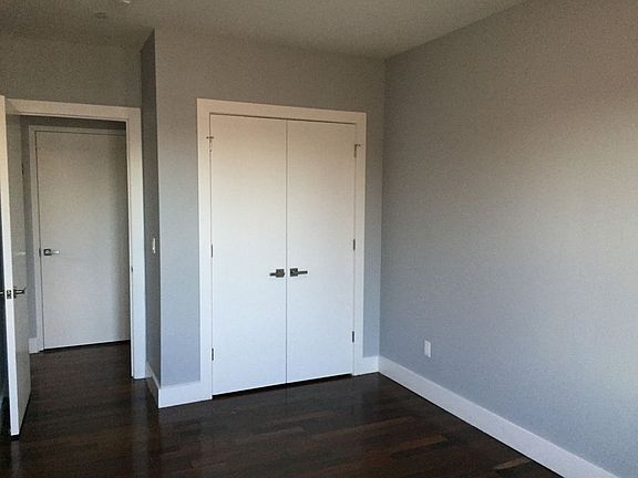 2nd image of 650 Kosciuszko St APT 2B