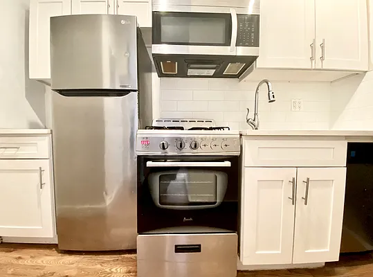 Rented by Voro NYC | media 19