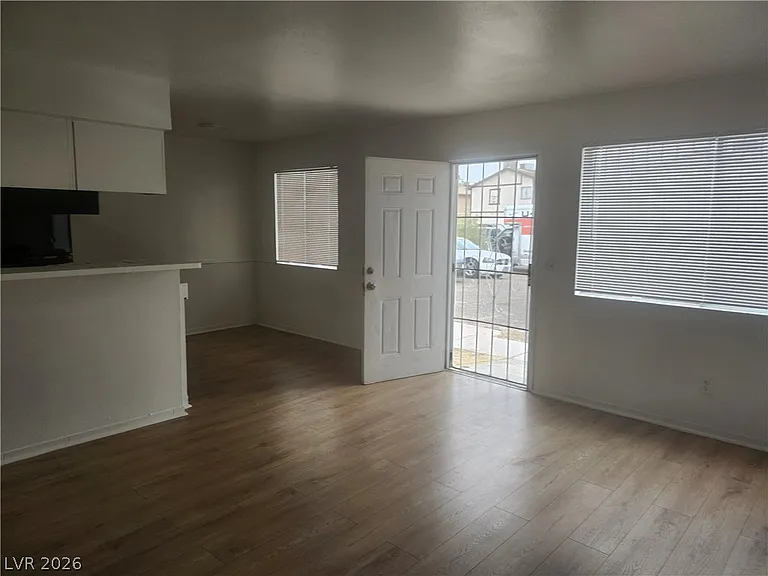 1664 Stevens St #1 — Photo 8