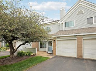 506 Lovell Ave APT 6, Roseville, MN 55113