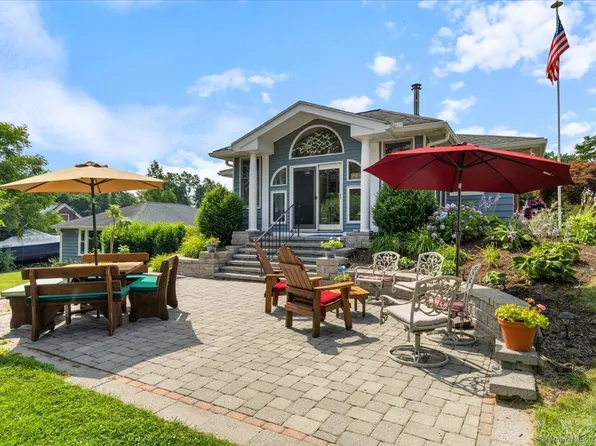 3 Wightman Place, Cromwell, CT 06416