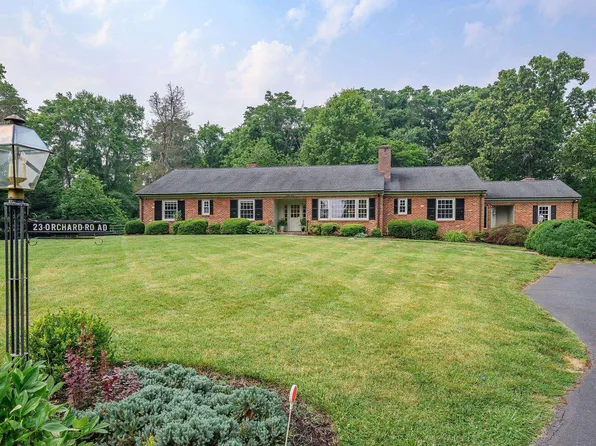 23 Orchard Rd, Charlottesville, VA 22903