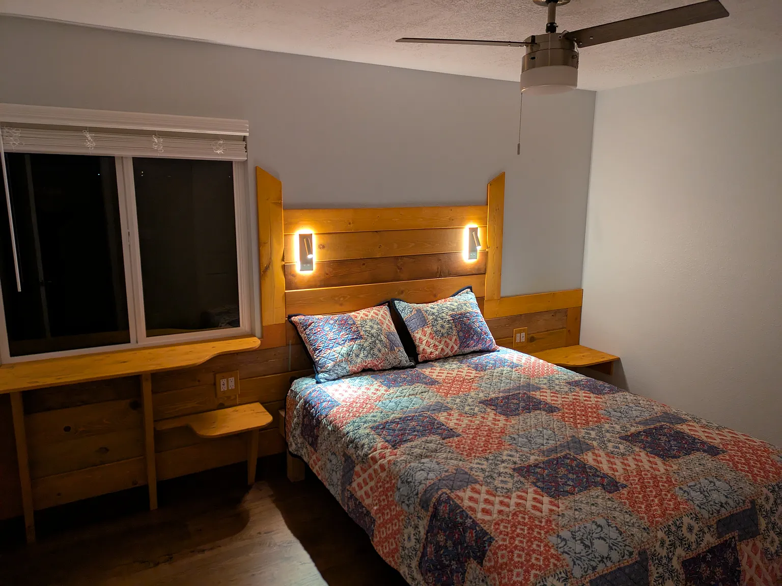 2 bed, 818 sqft, $2,050 — Photo 1
