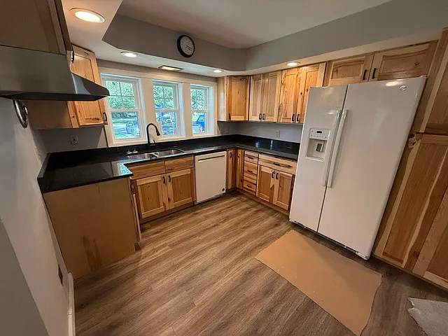 3 bed, 1.5 bath, 1536 sqft, $2,500 — Photo 4